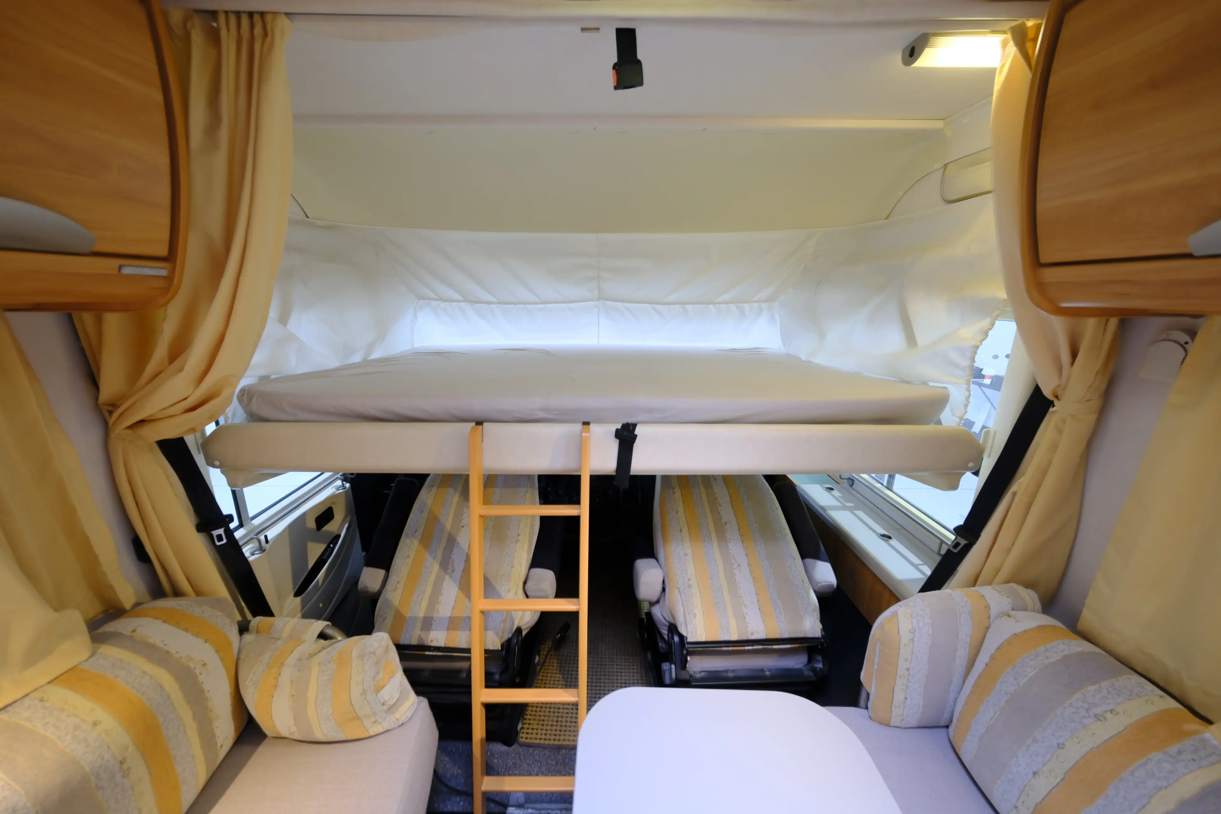 HYMER-ERIBA B 544 